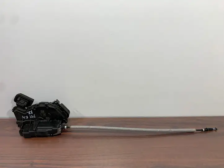 Cupra Formentor (2021 - ) A6Q5TA839016Q Замок задней двери — фото 1