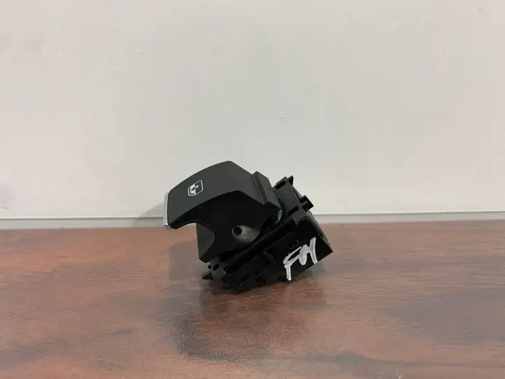 Cupra Formentor (2021 - ) 5G0959855N Кнопка стеклоподъемников — фото 1