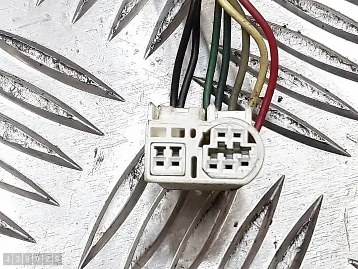 Toyota Avensis T250 (2006 - 2009) E11015829 Боковое зеркало с электроприводом — фото 6