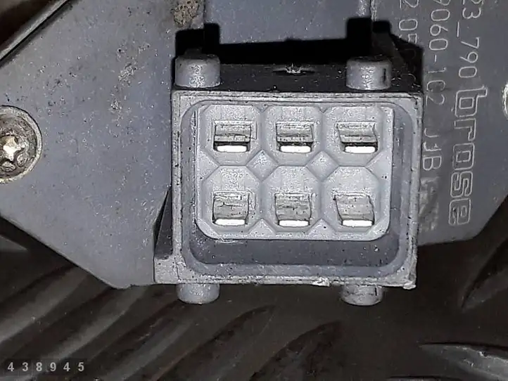 Toyota Avensis T250 (2006 - 2009) 6982005050 Электростеклоподъемник передний (комплект) — фото 4