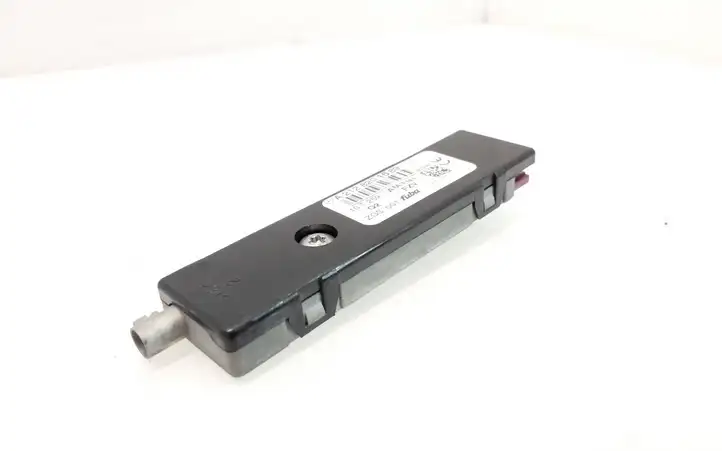 Mercedes-Benz E W212 (2009 - 2016)  A2128201689 Усилитель антенны