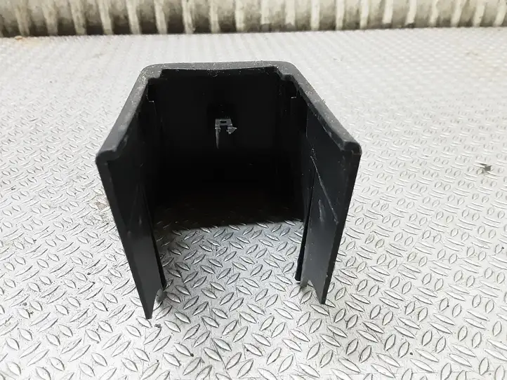 Chevrolet Captiva (2006 - 2011)   Другая деталь салона