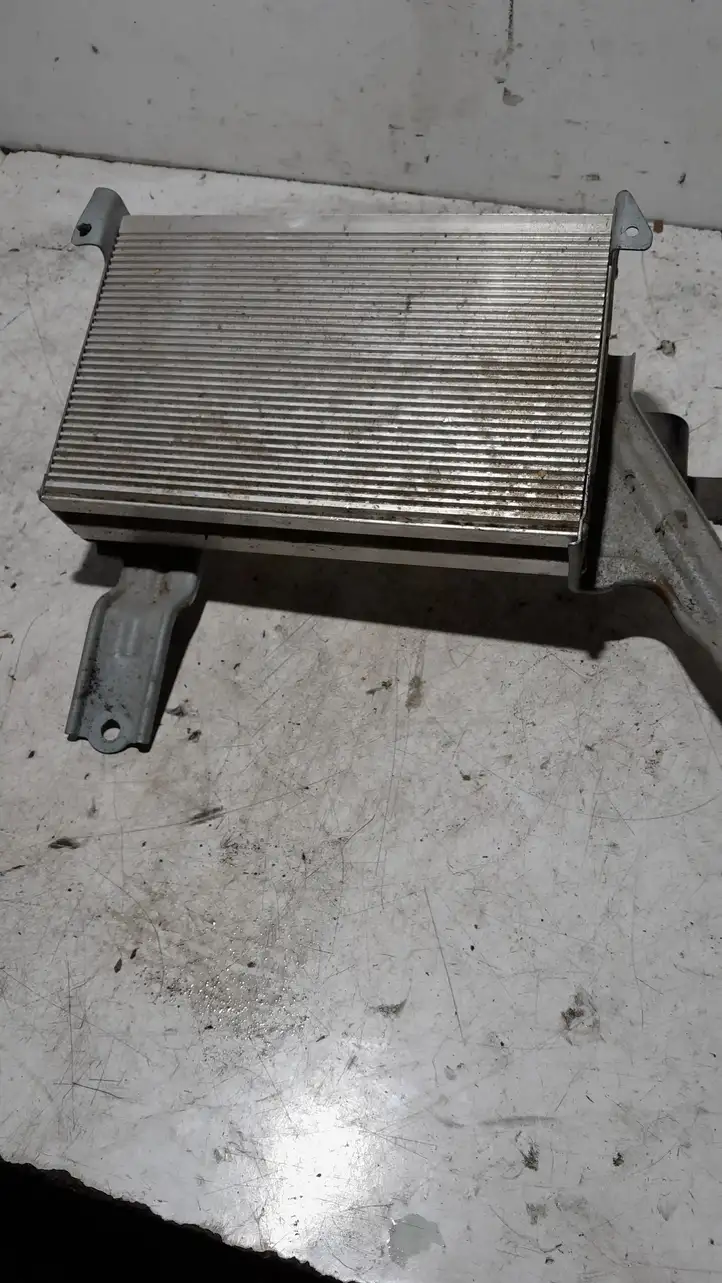 Toyota Prius (XW20) (2003 - 2009) 862800W240 Усилитель звука — фото 3
