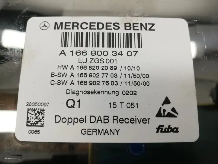Mercedes-Benz E W212 (2009 - 2016) A1669003407 Усилитель антенны — фото 2