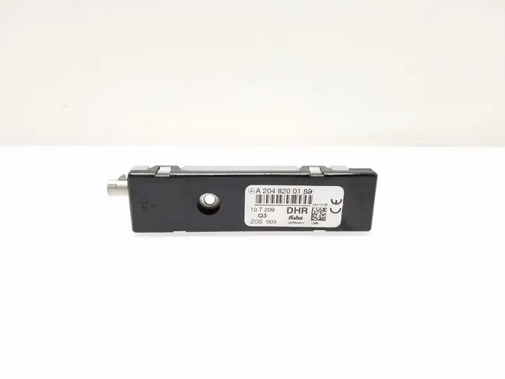Mercedes-Benz C W204 (2007 - 2014) A2048200189 Усилитель антенны — фото 4