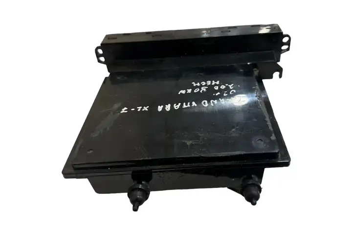Suzuki Grand Vitara I (1998 - 2005) 3678052J00 Включатель аварийных фонарей — фото 4