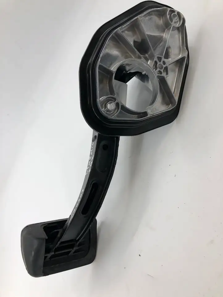 Mercedes-Benz EQE v295 (2022 - ) A2972920200 Тормозная педаль — фото 3