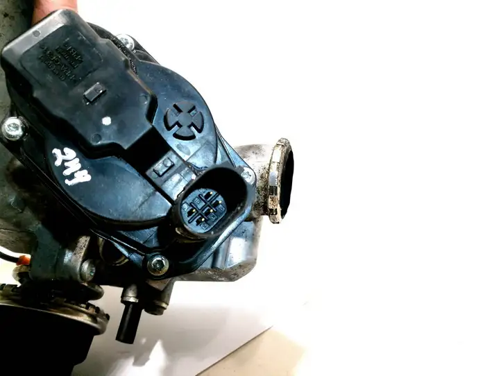 Audi A7 (2010 - 2014)  059131515BL Охладитель EGR