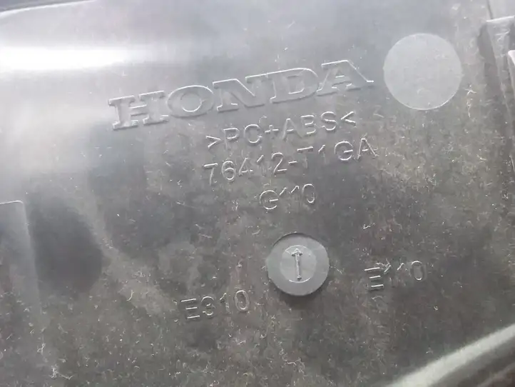 Honda CR-V (2012 - 2016) 76412T1GA Прочие детали салона — фото 4