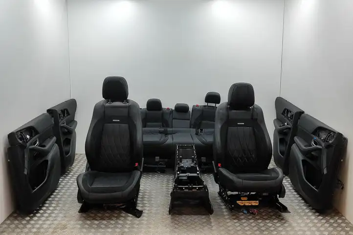 Mercedes-Benz GLE W167 (2019 - ) A1676847800 Комплект салона — фото 1