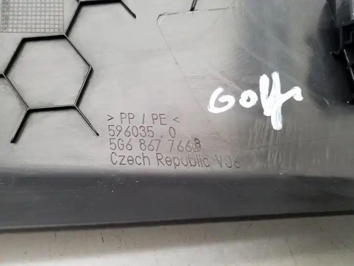 Volkswagen Golf VII (2013 - 2019) 5G6867766 Прочие детали салона — фото 7