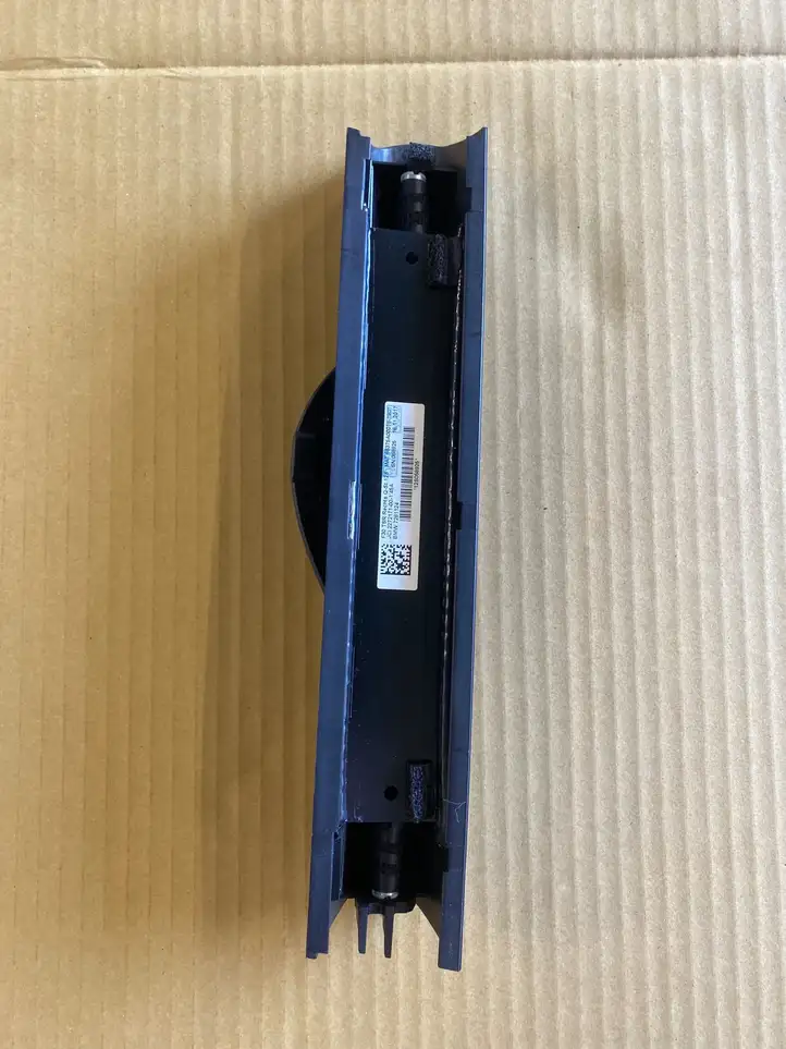 BMW 3 F30 F35 F31 (2012 - 2018)  7281124 Солнцезащитная шторка на заднем боковом окне универсала