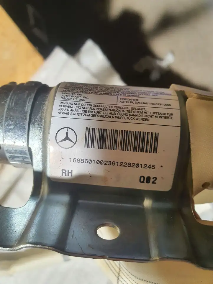 Mercedes-Benz GL X166 (2013 - 2019) A1668601002 Боковая подушка безопасности шторка — фото 8