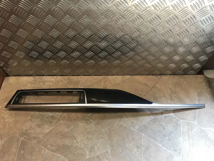 BMW 3 F30 F35 F31 (2012 - 2018) 9357927 Декоративная планка — фото 1