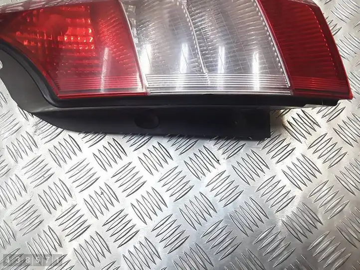 Renault Scenic II - Grand scenic II (2003 - 2006) 15911600 Задний фонарь в кузове — фото 4