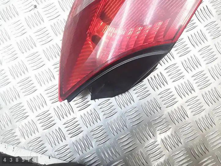 Renault Scenic II - Grand scenic II (2003 - 2006) 15911600 Задний фонарь в кузове — фото 5