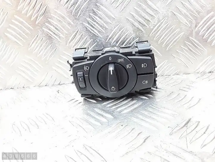 BMW 1 E81 E87 (2004 - 2011) 33600102 Включатель фонарей — фото 1