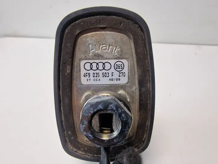 Audi A6 S6 C6 4F (2008 - 2011) 4F9035503F GPS антенна — фото 2