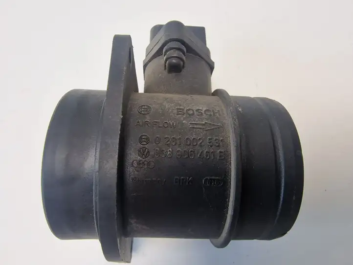 Volkswagen Golf V (2003 - 2009) 038906461B Датчик массового расхода воздуха — фото 2