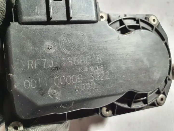 Mazda 5 (2005 - 2010) RF7J136B0B Дроссельная заслонка — фото 2
