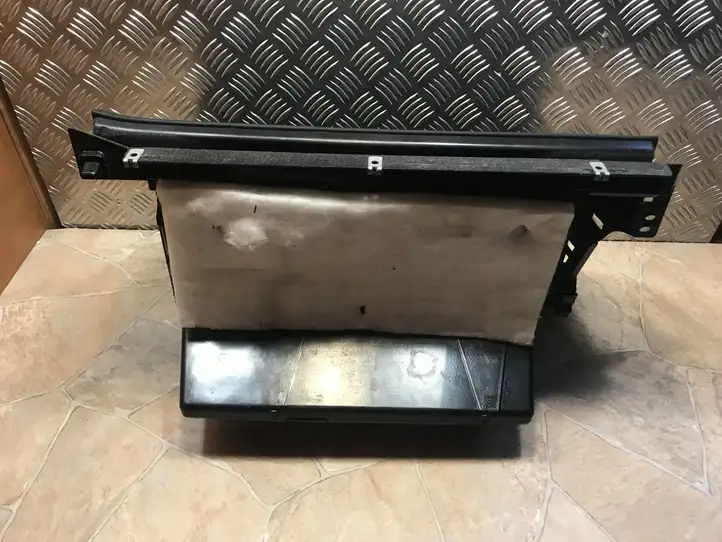 Mercedes-Benz GL X166 (2013 - 2019) A1666800191 Вещевой ящик — фото 3