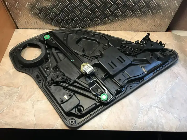 Mercedes-Benz GL X166 (2013 - 2019) A1667332114 Блок кнопок стеклоподъемников — фото 1