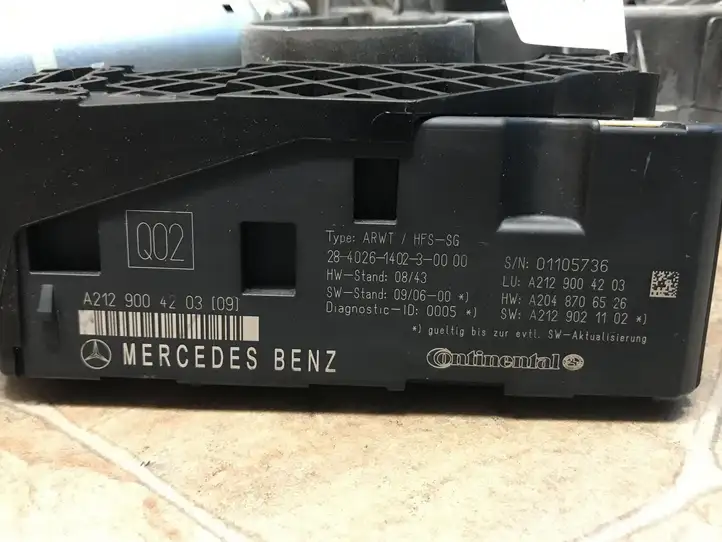 Mercedes-Benz C W204 (2007 - 2014) A2128203642 Доводчик крышки багажника — фото 8