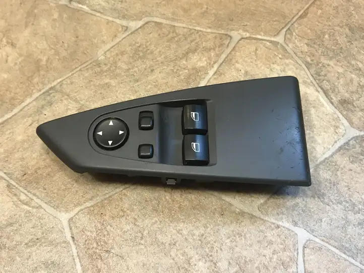 BMW 6 E63 E64 (2002 - 2010) Кнопка стеклоподъемников — фото 8