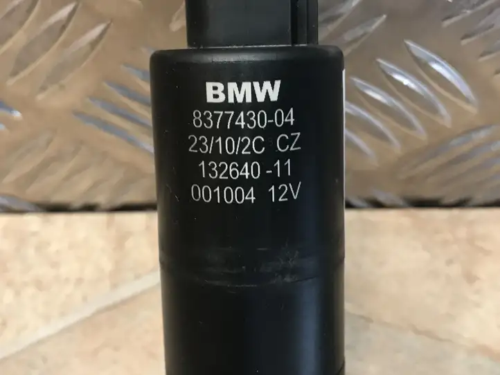 BMW 3 E90 E91 (2005 - 2012) 8377430 Насос омывателя фар — фото 6