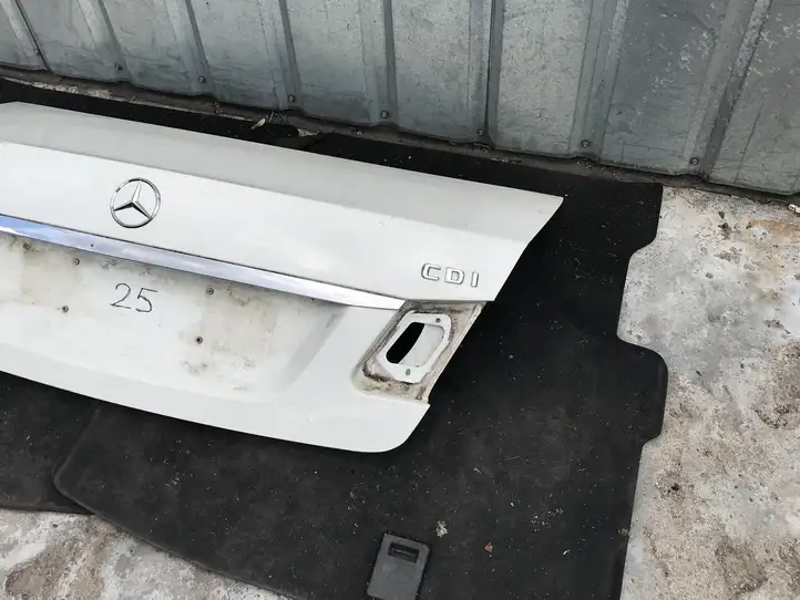 Mercedes-Benz E W212 (2009 - 2016) Крышка багажника — фото 10