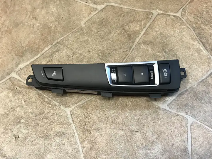 BMW 5 F10 F11 (2009 - 2016) 9202951 Кнопка ESP — фото 2