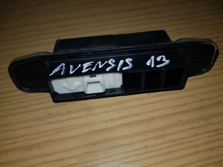 Toyota Avensis T270 (2012 - 2015) 0505V19 Ручка крышки багажника — фото 3