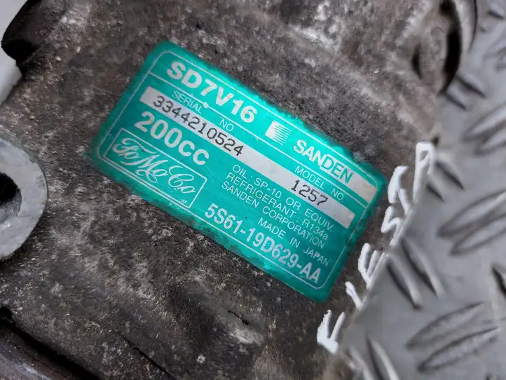 Ford Fiesta (2006 - 2008) 5S6119D629AA Компрессор (насос) кондиционера воздуха — фото 4