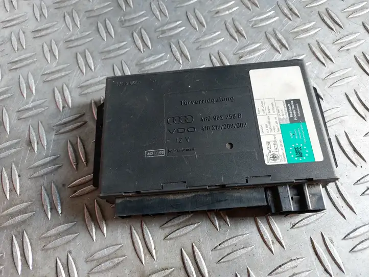 Audi A6 S6 C5 4B (1997 - 2001)  4B0962258B Модуль комфорта