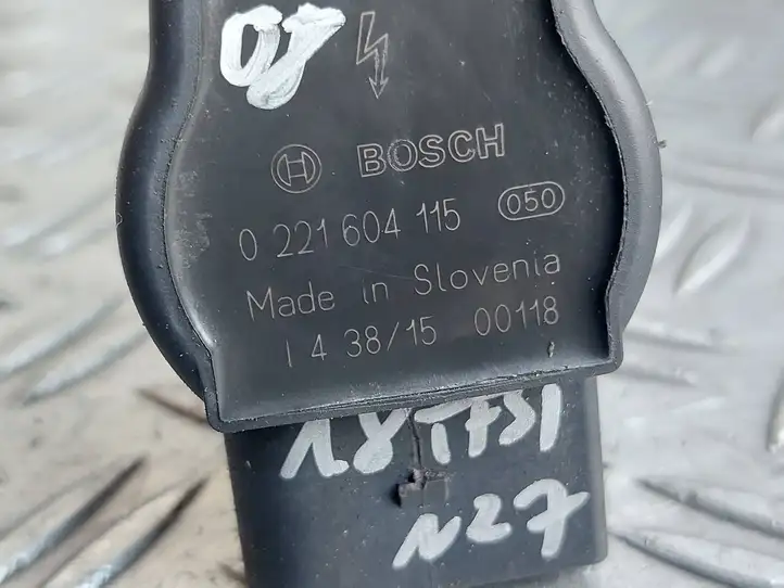 Audi A4 S4 B8 8K (2007 - 2011) 0221604115 Катушка зажигания — фото 2