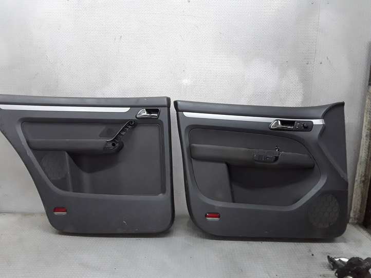 Volkswagen Touran I (2003 - 2010)   Комплект отделки дверей