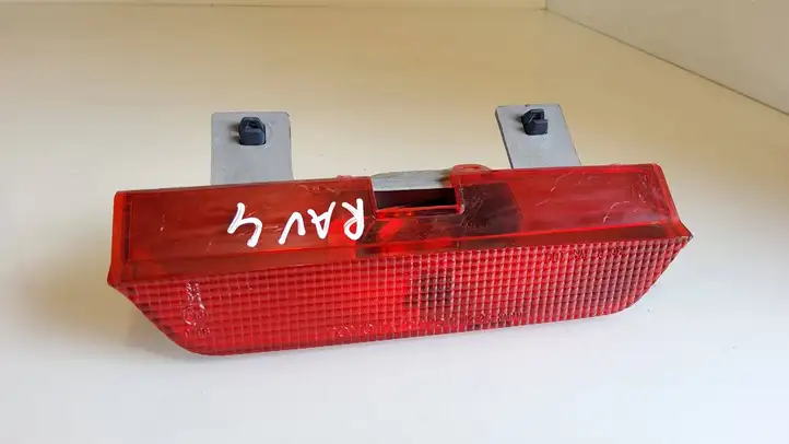 Toyota RAV 4 (XA20) (2000 - 2005) DOTSAEU98 Дополнительный стоп фонарь — фото 1