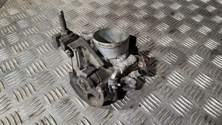 Toyota RAV 4 (XA20) (2000 - 2005) 2227028010 Дроссельная заслонка — фото 2
