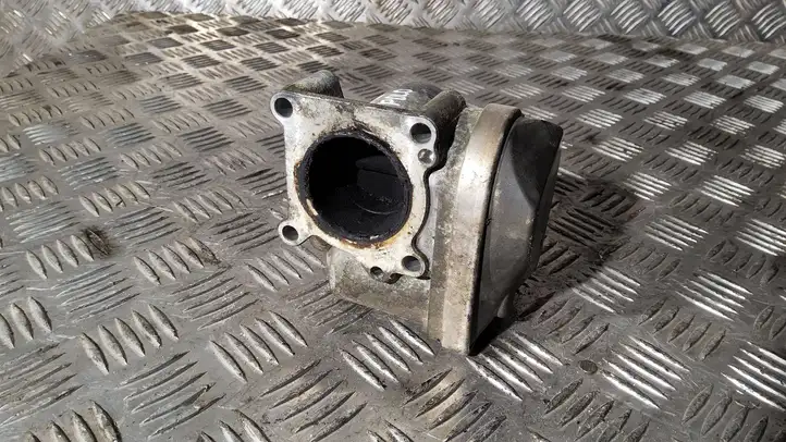 Volkswagen Polo (2001 - 2005) 036133062N Дроссельная заслонка — фото 2