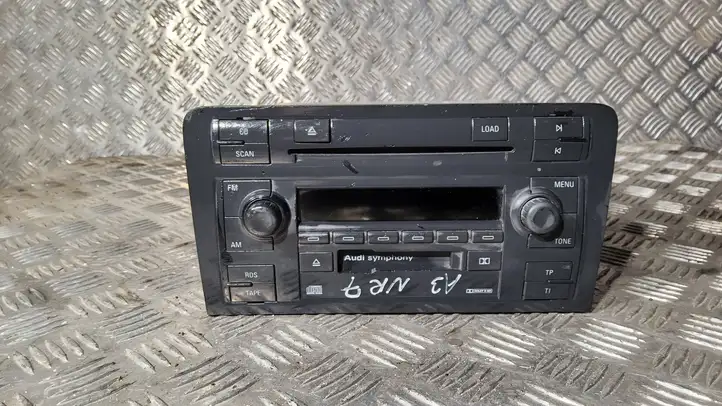 Audi A3/S3 8P (2003 - 2005) 8P0035195 Магнитола / мультимедийная система — фото 1
