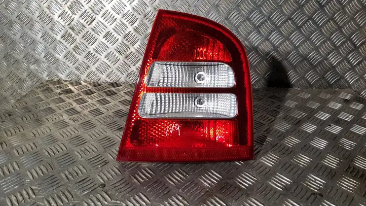 Skoda Octavia Mk1 (1U) (1996 - 2004) 1U6945096 Задний фонарь в кузове — фото 1