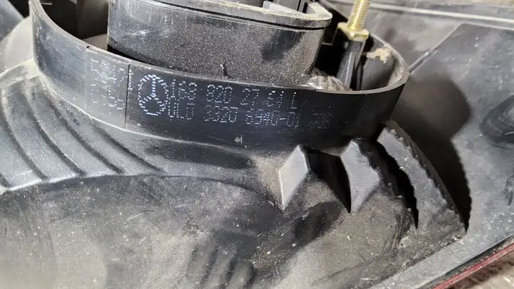 Mercedes-Benz A W168 (1997 - 2004) 1688202764L Задний фонарь в кузове — фото 4