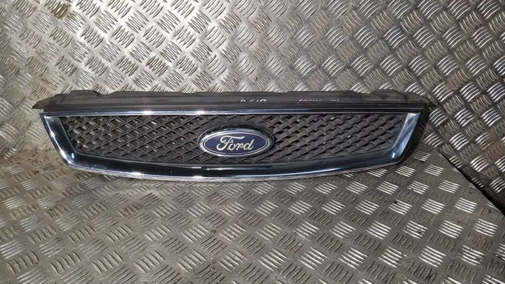 Ford Focus (2005 - 2008) 4M518138B Верхняя решетка радиатора — фото 1