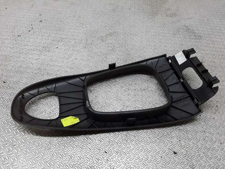 Saab 9-3 Ver2 (2003 - 2007)  12793483 Рамка рычага переключения передач