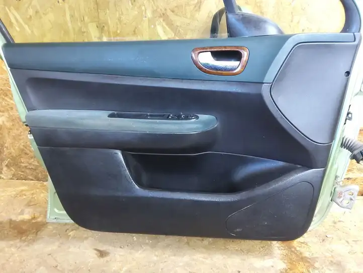 Peugeot 307 CC (2001 - 2005) Дверь — фото 3