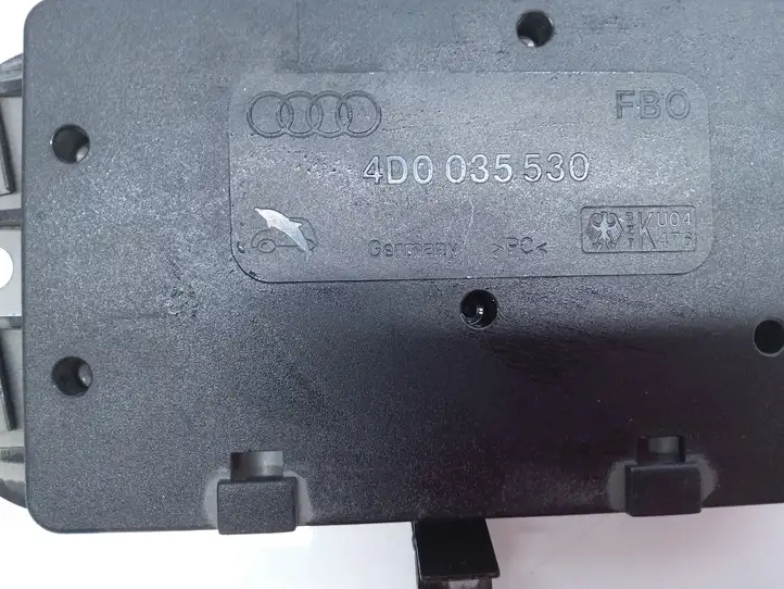 Audi A6 S6 C5 4B (1997 - 2001) 4D0035530 Усилитель антенны — фото 2
