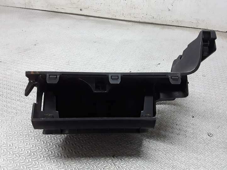 Mazda 3 (2003 - 2006)  BP4K64361 Держатель чашки