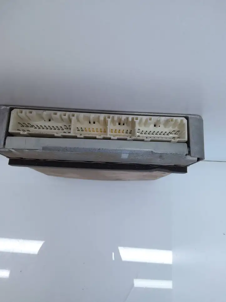 Toyota Yaris (1999 - 2003) 8966152060 Блок управления двигателем (ЭБУ) — фото 2