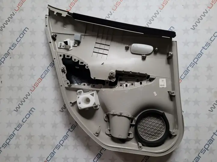 Nissan Leaf I (ZE0) (2010 - 2017) 829003NA0A Обшивка задней двери — фото 3