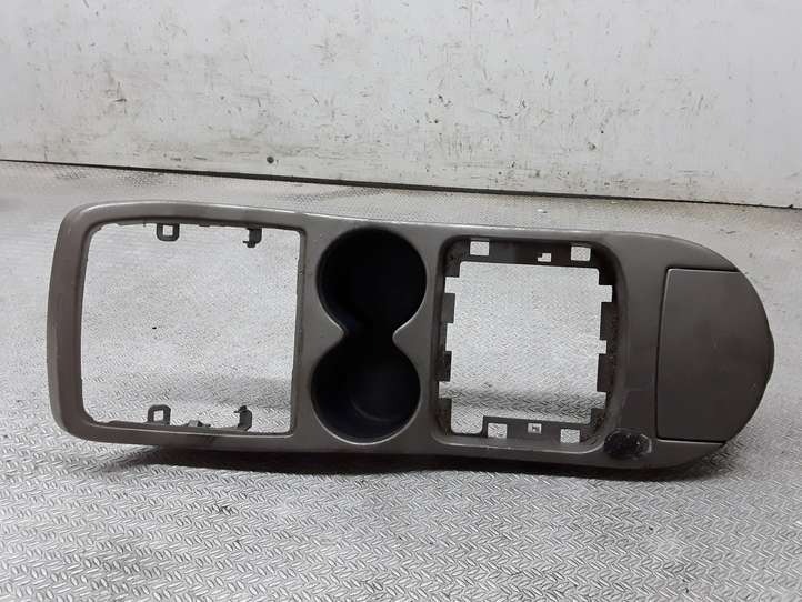 Renault Espace (2002 - 2006)   Рамка рычага переключения передач